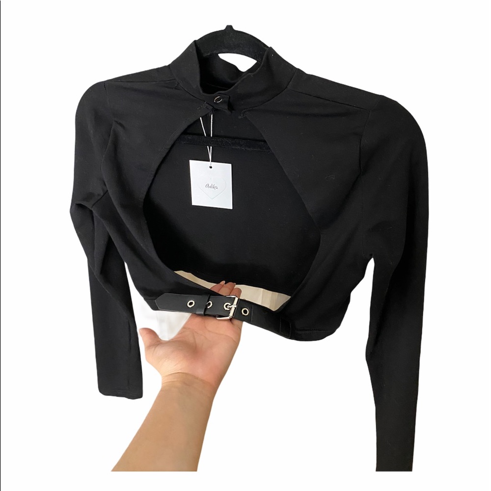 Adika black long sleeve crop top